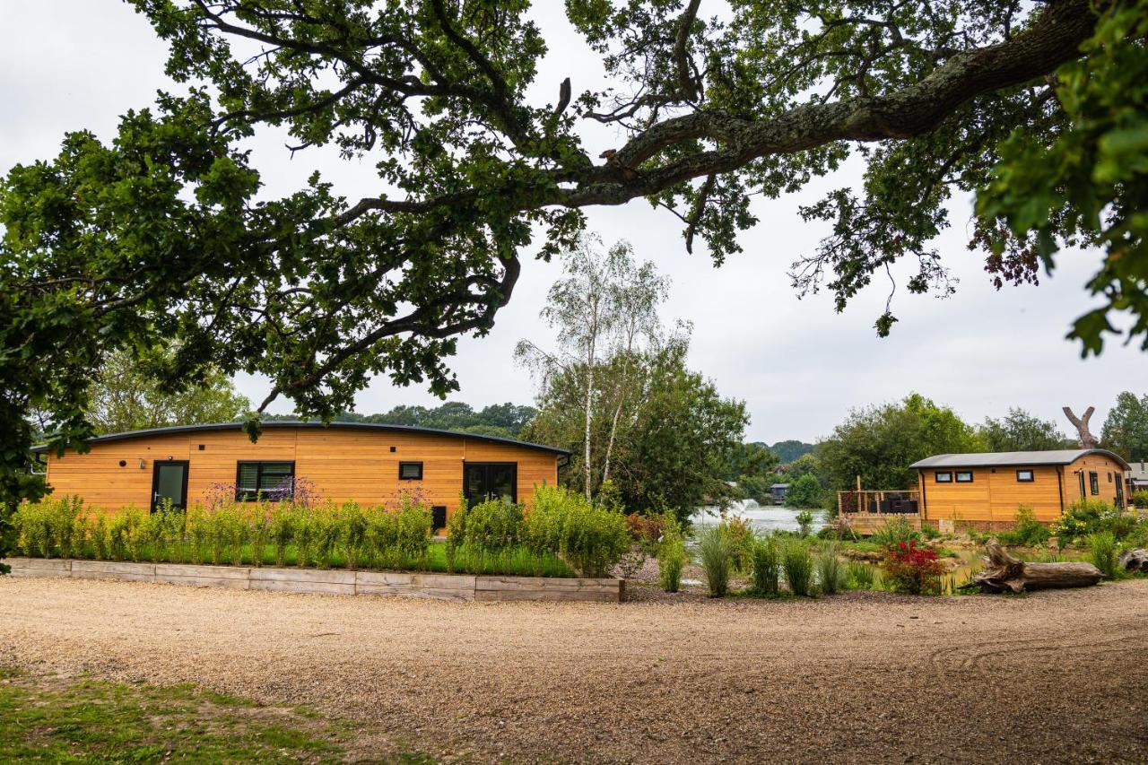 Sumners Ponds Fishery & Campsite 호텔 호셤 외부 사진