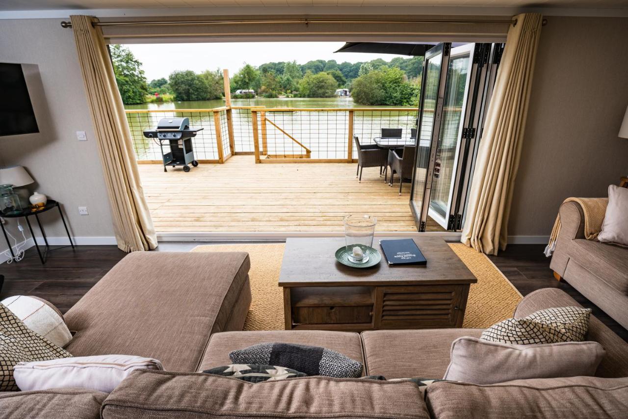 Sumners Ponds Fishery & Campsite 호텔 호셤 외부 사진
