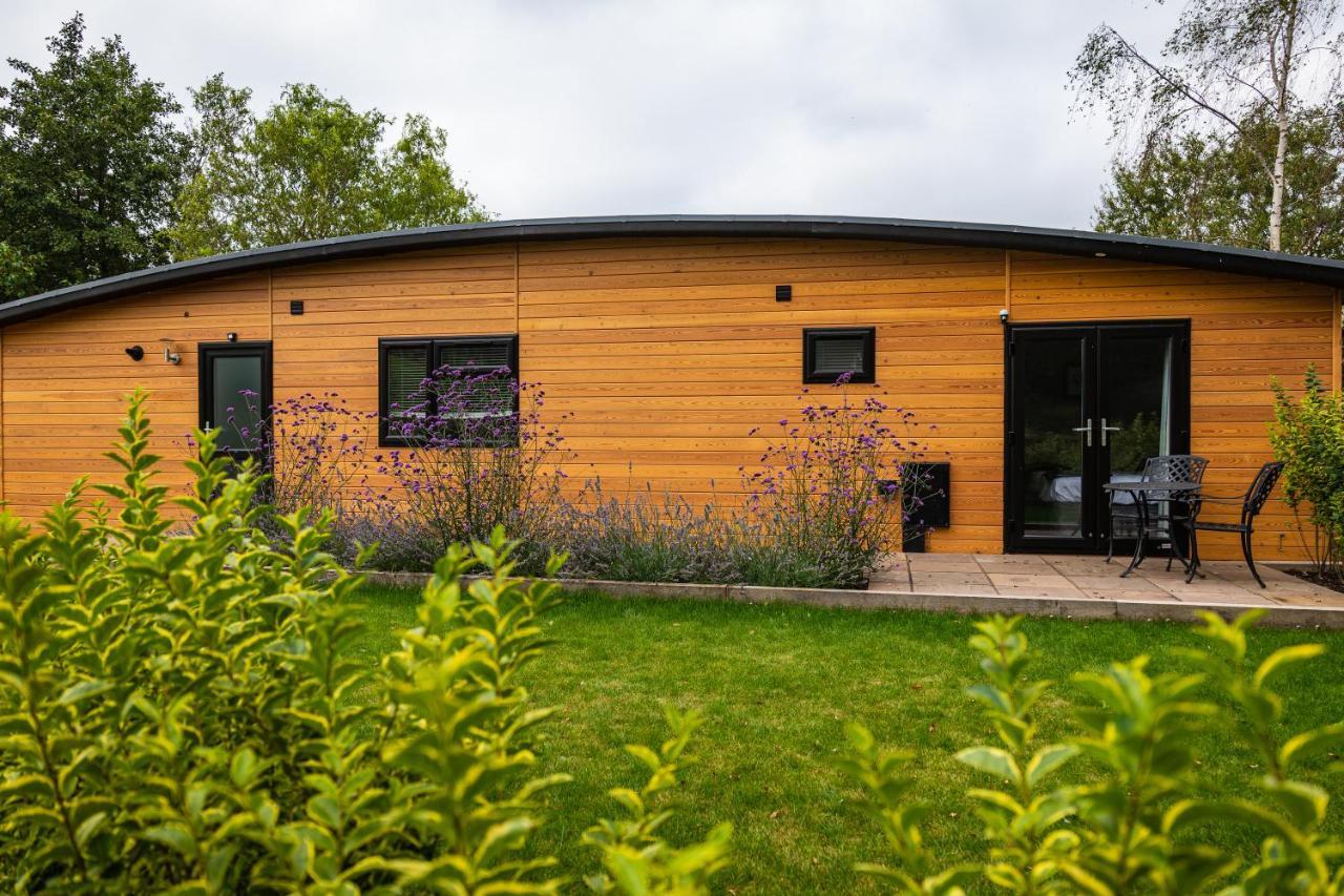 Sumners Ponds Fishery & Campsite 호텔 호셤 외부 사진